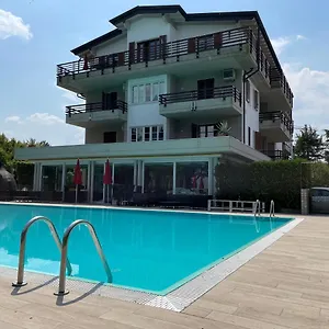 Alexandra Hotel apartamentowy Sirmione